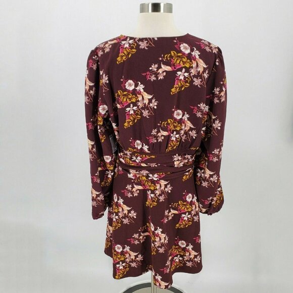 Chelsea28 Ruched Waist Minidress Burgundy Floral Size L NWOT‎ - Picture 4 of 9